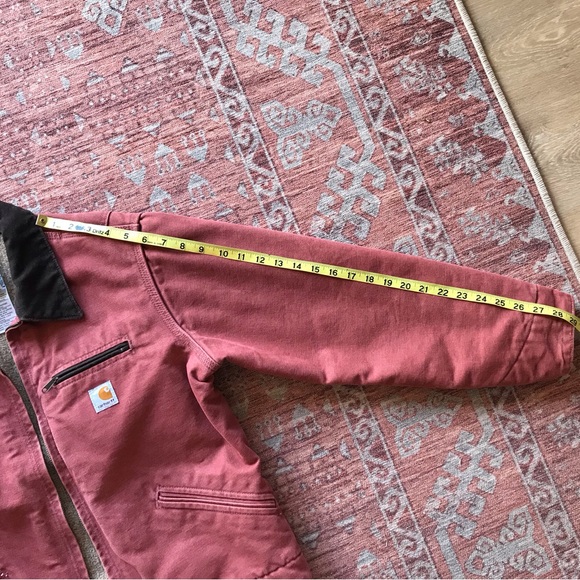 Carhartt vintage Detroit style jacket. - Picture 2 of 7